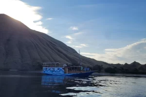 Biru-Asmara-island